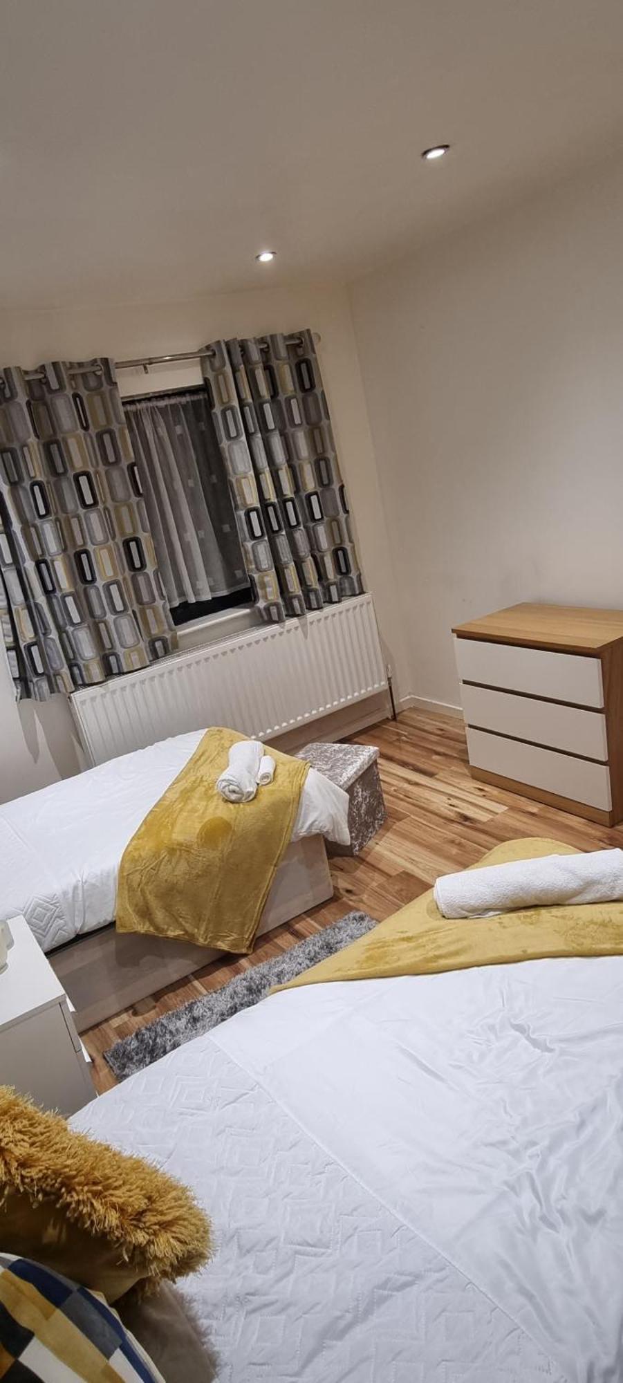 Beautiful Rooms With Free On Street Parking In Sydenham London Exterior photo