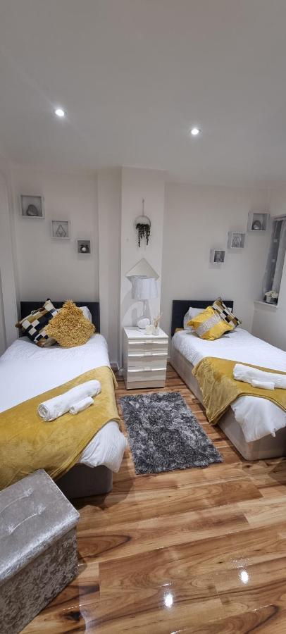 Beautiful Rooms With Free On Street Parking In Sydenham London Exterior photo