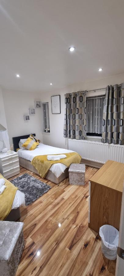 Beautiful Rooms With Free On Street Parking In Sydenham London Exterior photo